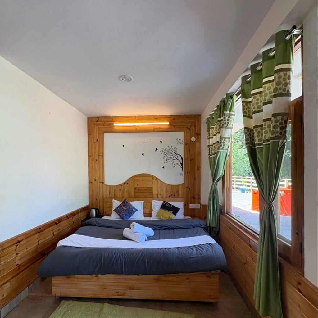 pure veg hotel in manali